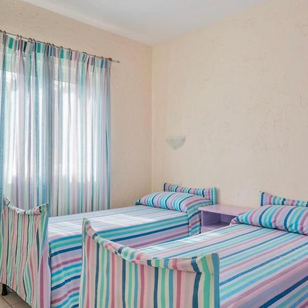 Residence A Golfo Di Marinella A 450 Mt Dal Mare Eksteriør bilde