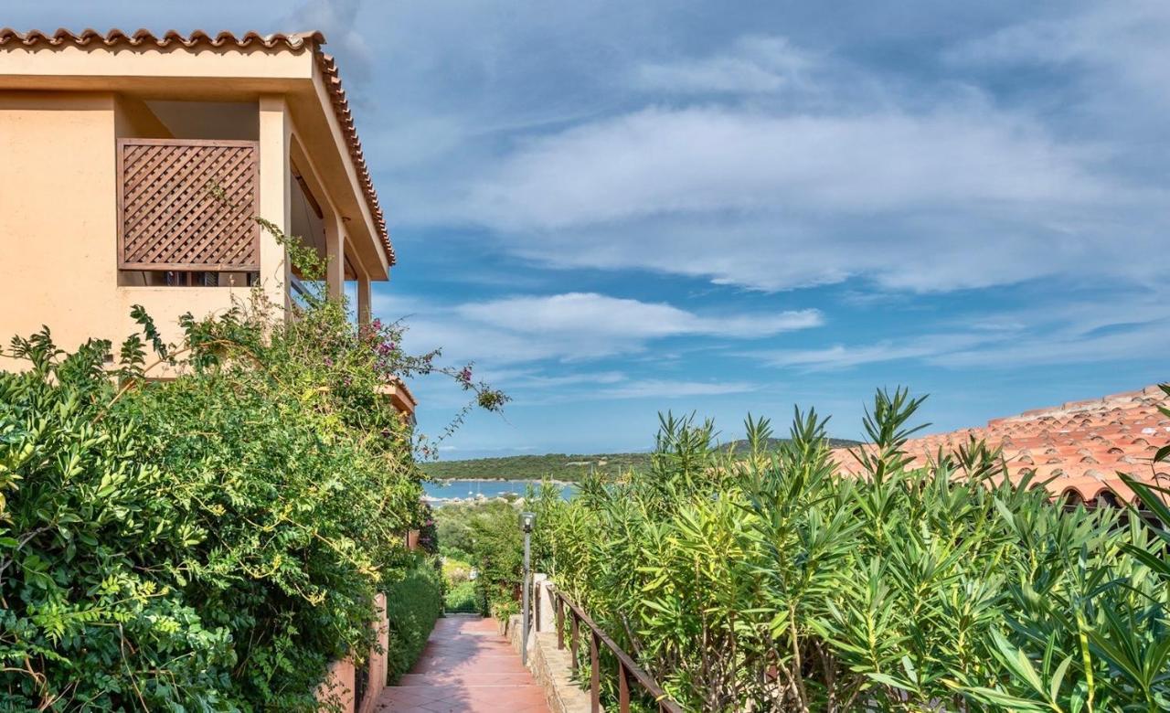 Residence A Golfo Di Marinella A 450 Mt Dal Mare Eksteriør bilde