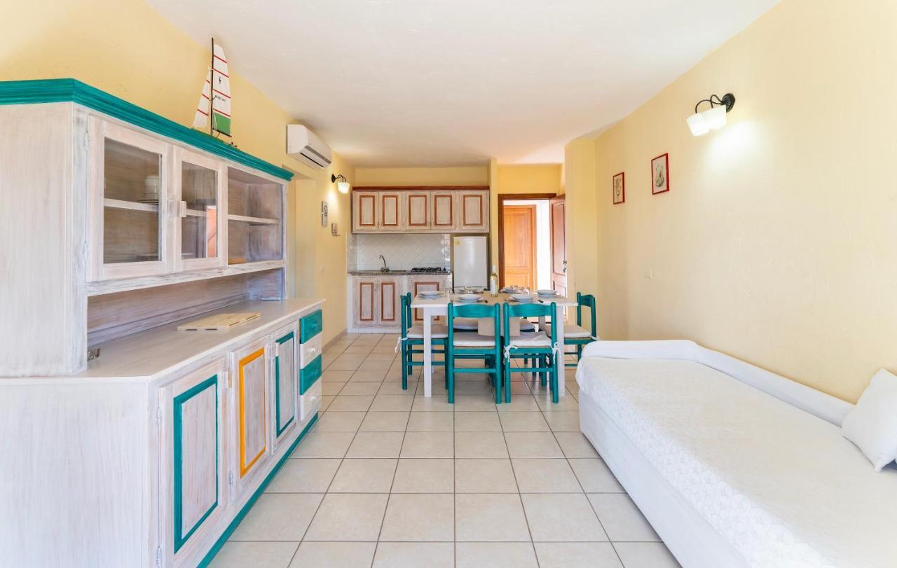 Residence A Golfo Di Marinella A 450 Mt Dal Mare Eksteriør bilde