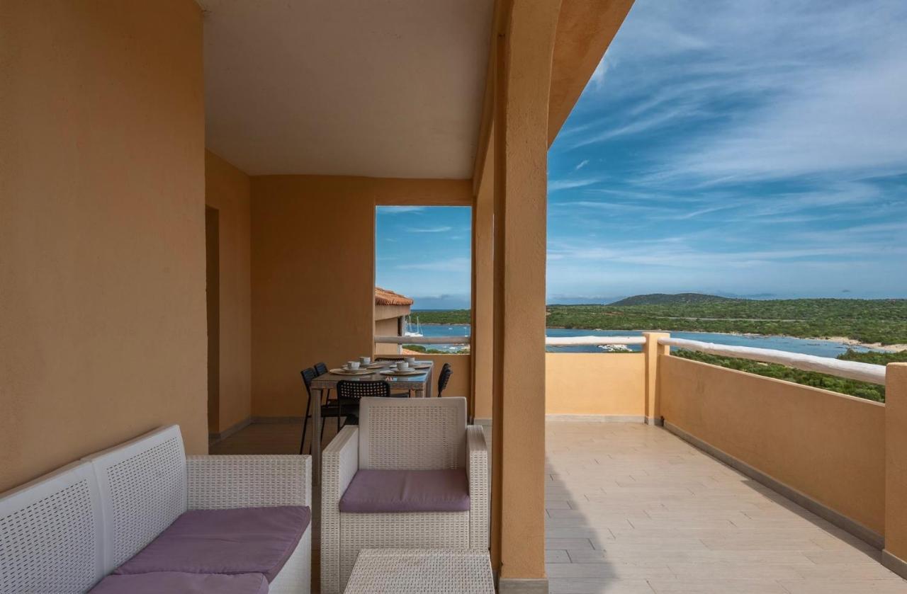 Residence A Golfo Di Marinella A 450 Mt Dal Mare Eksteriør bilde