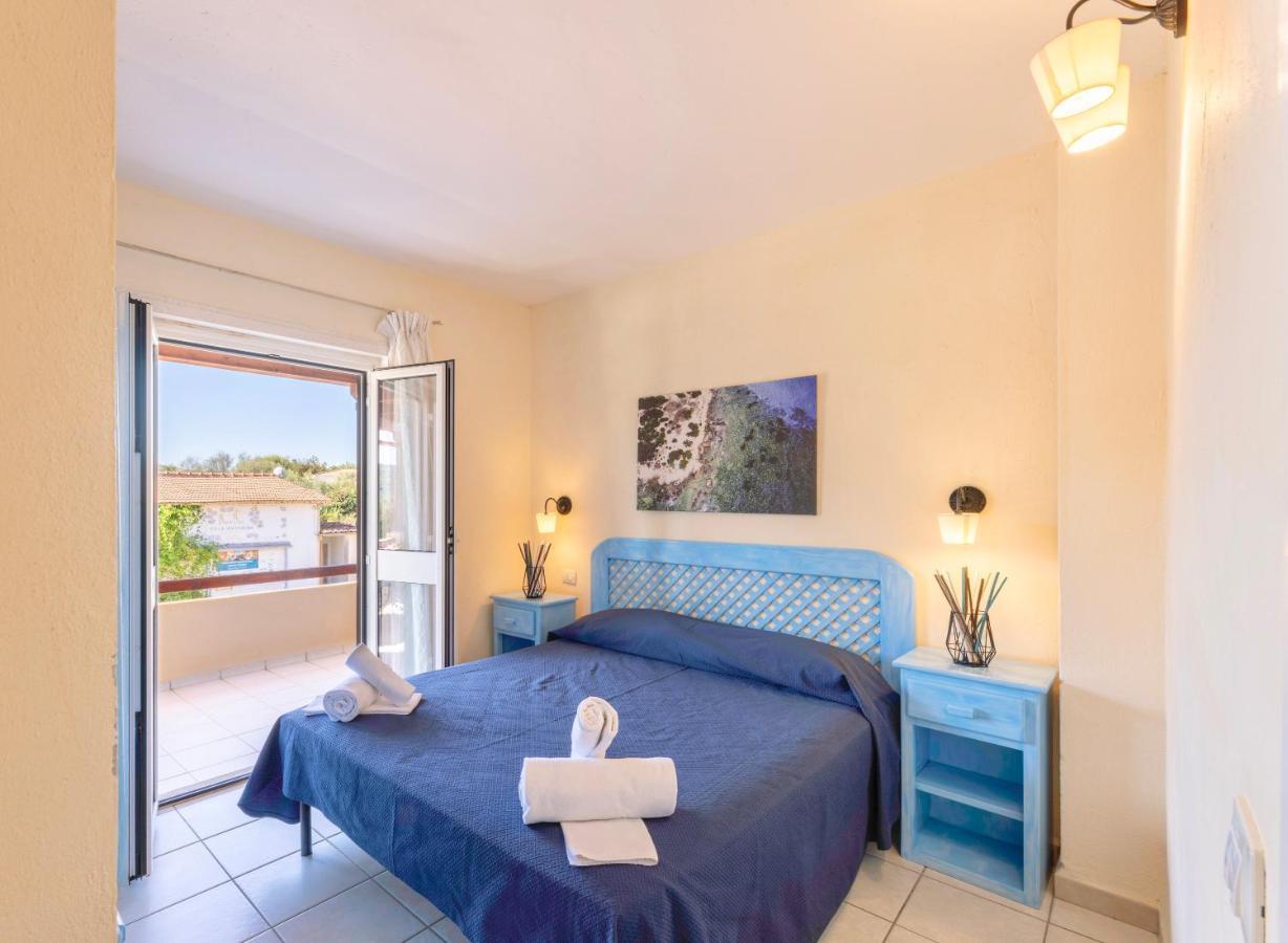 Residence A Golfo Di Marinella A 450 Mt Dal Mare Eksteriør bilde