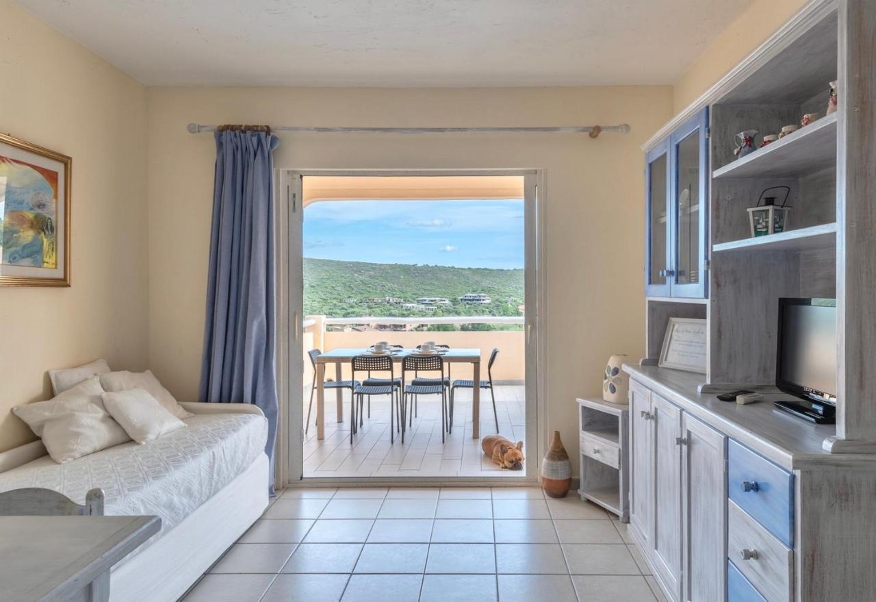 Residence A Golfo Di Marinella A 450 Mt Dal Mare Eksteriør bilde