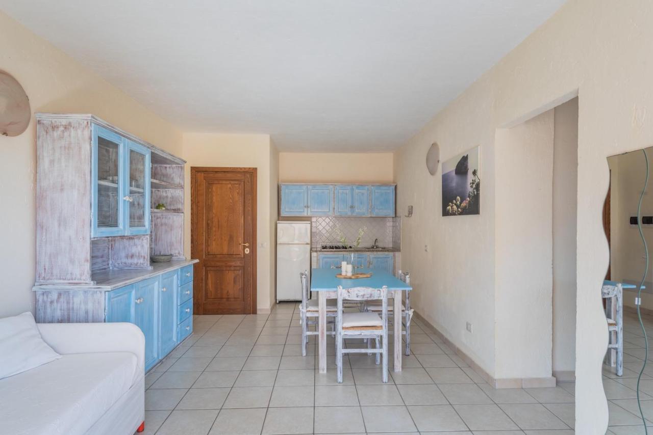 Residence A Golfo Di Marinella A 450 Mt Dal Mare Eksteriør bilde