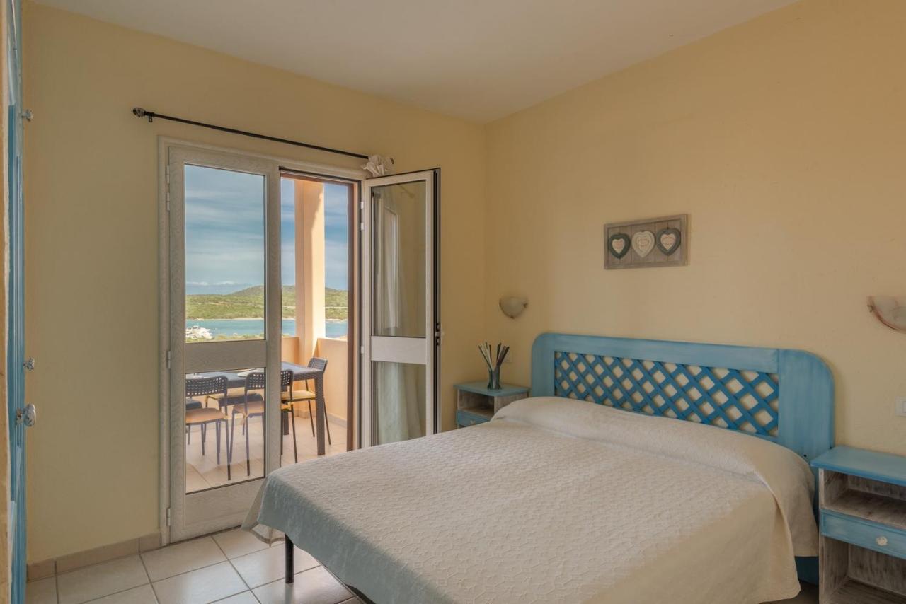 Residence A Golfo Di Marinella A 450 Mt Dal Mare Eksteriør bilde