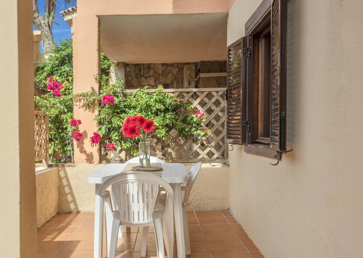 Residence A Golfo Di Marinella A 450 Mt Dal Mare Eksteriør bilde